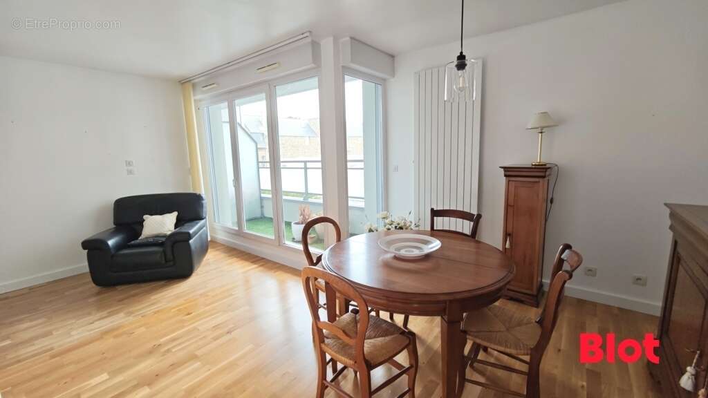 Appartement 64 m² à Saint-Malo  - photo 4