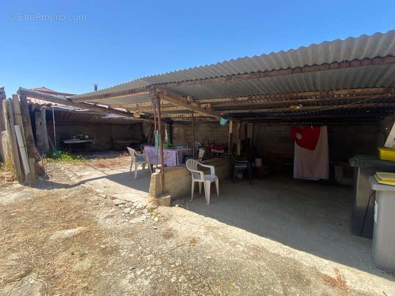 Dpt Pyrénées Orientales (66), à vendre proche VINCA maison en pierres 120 m² avec jardin et grange à rénover - photo 5