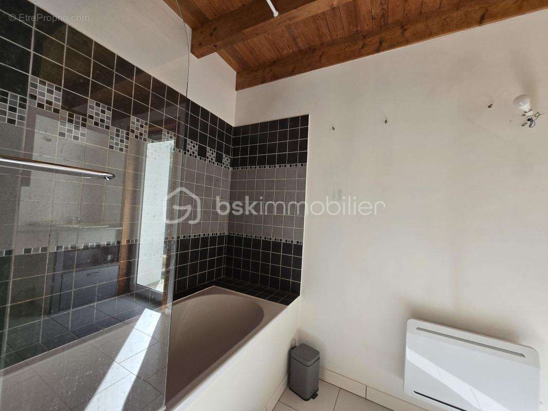  coup de cœur : fermette rénovée alliant charme et modernité - photo 12