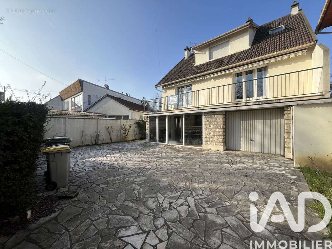 Photo 2 - Maison à ORLY