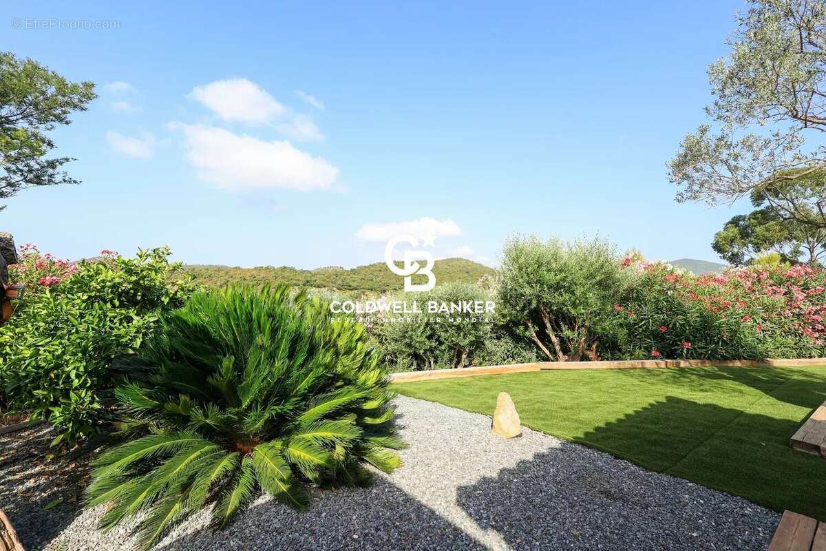 Villa  secteur calme, vue dégagée collines - 83230 Bormes les mimosas - photo 6