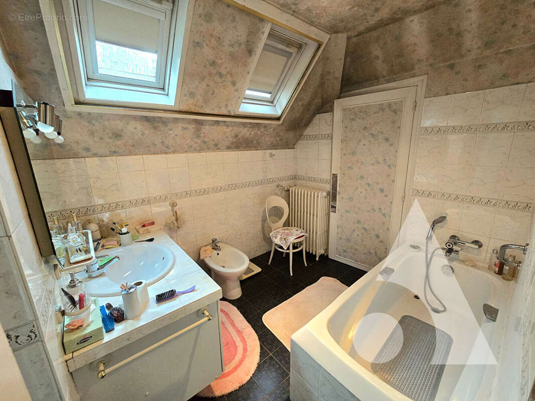 Maison à SAINT-ANDRE-LES-VERGERS