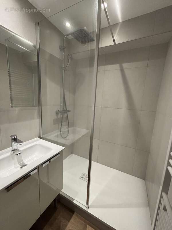 Appartement 45 m² à Grenoble  - photo 8
