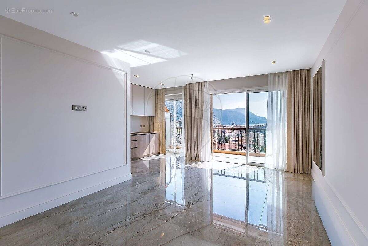 Appartement à BEAULIEU-SUR-MER