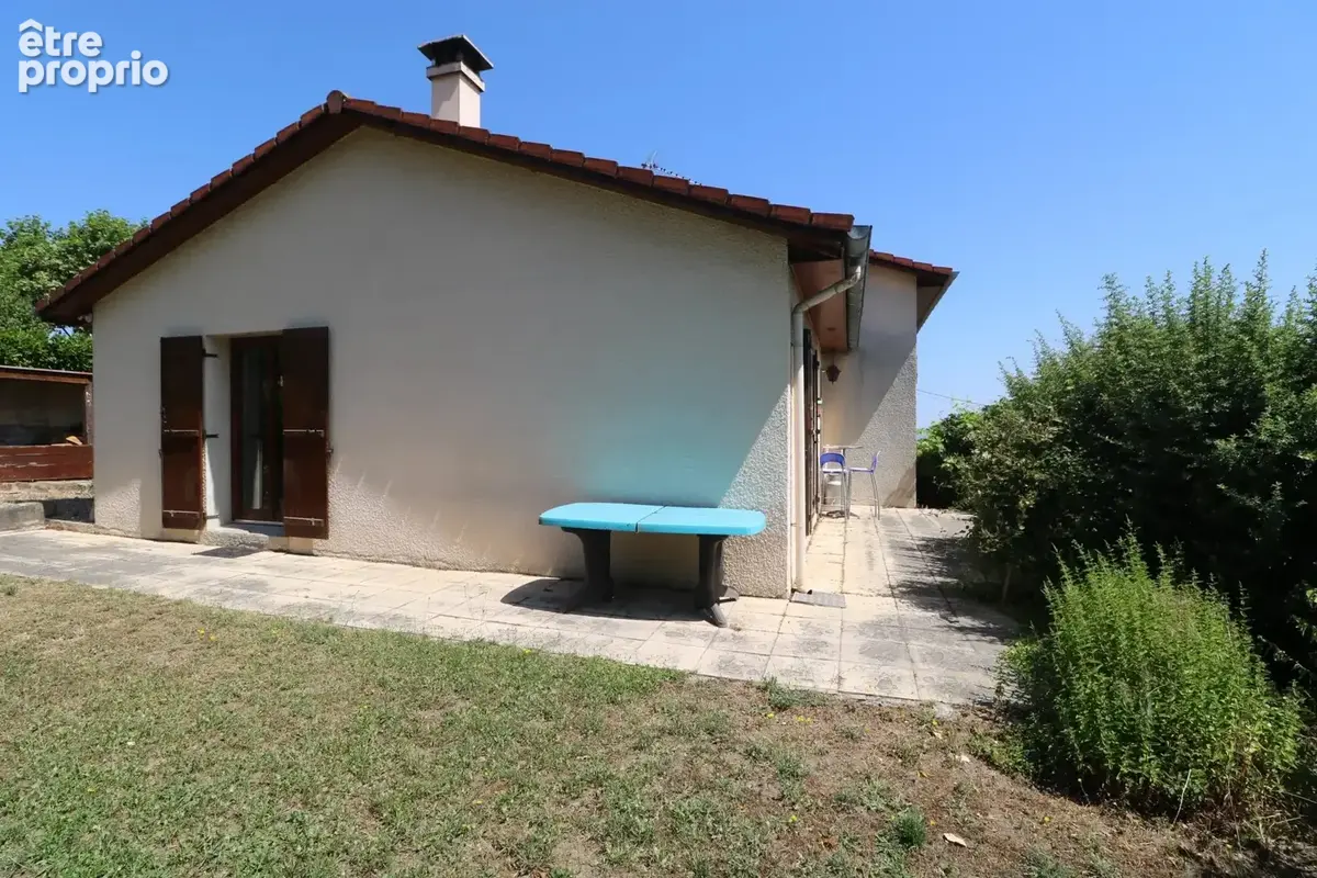 MAISON centre bourg avec sous-sol sur terrain de 590 m² - photo 3