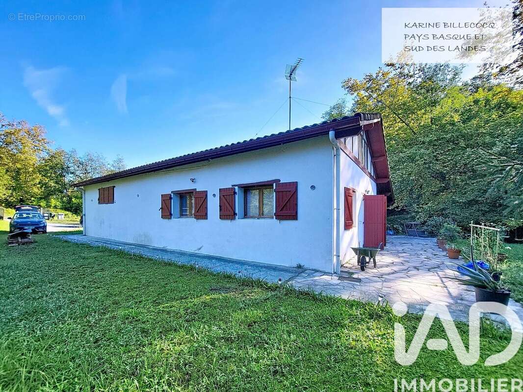 Photo 2 - Maison à URT