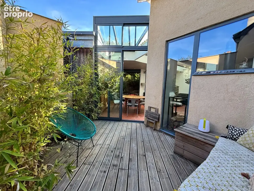 Mûrs-érigné – charme, volumes et 5 grandes chambres - photo 3