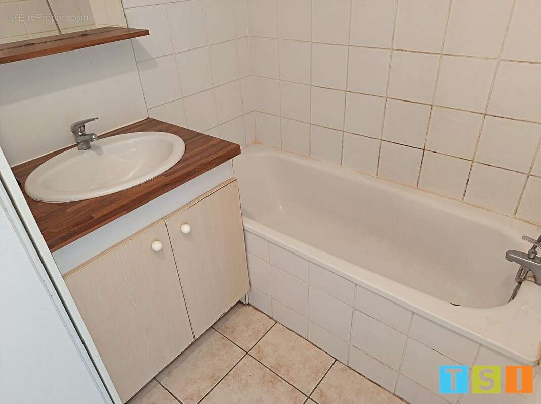 Montrejeau: appartement type T2 au rdc. - photo 7