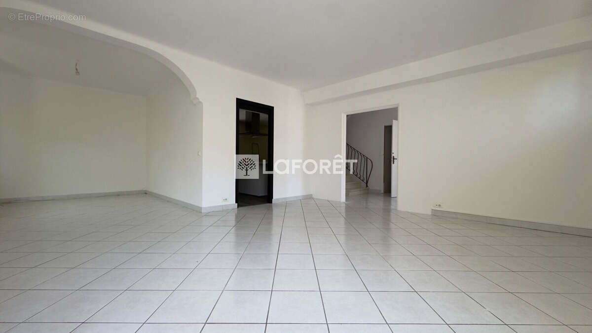 Maison Castelnau Le Lez 7 pièces 172 m2 - photo 5