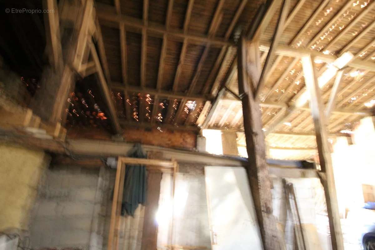 Maison à BEAULIEU-SUR-SONNETTE