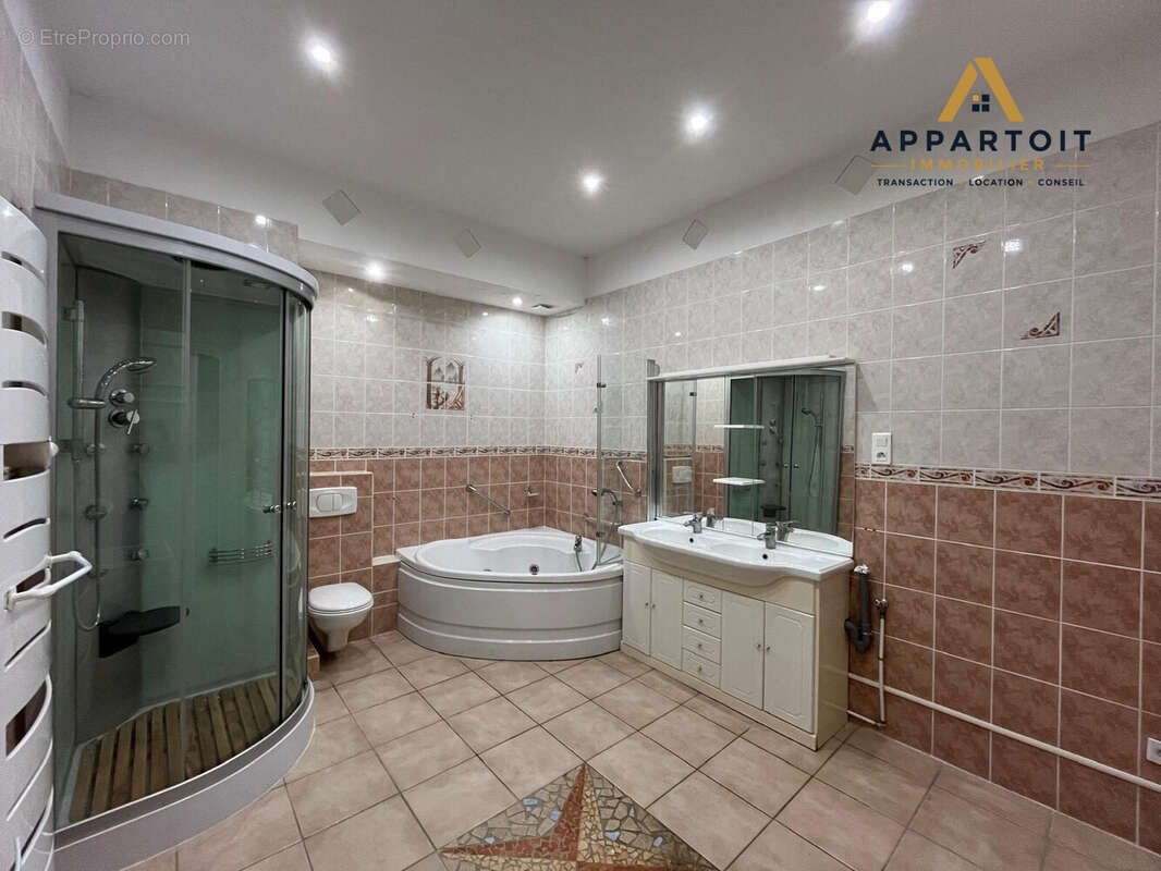 Appartement à VICHY