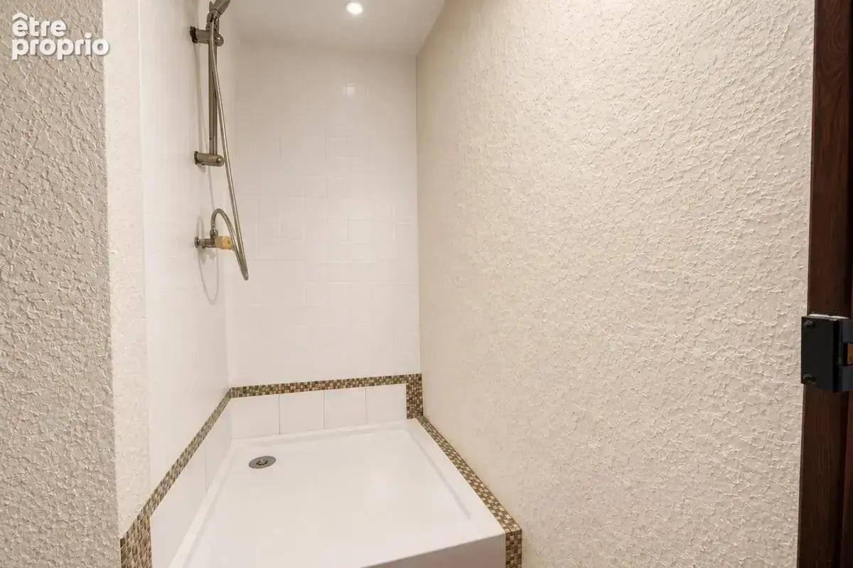 Maison 3 pièces - 57 m² - Esparron-de-Pallières - photo 11