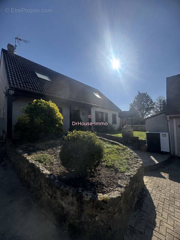 Maison à NANTEUIL-LES-MEAUX