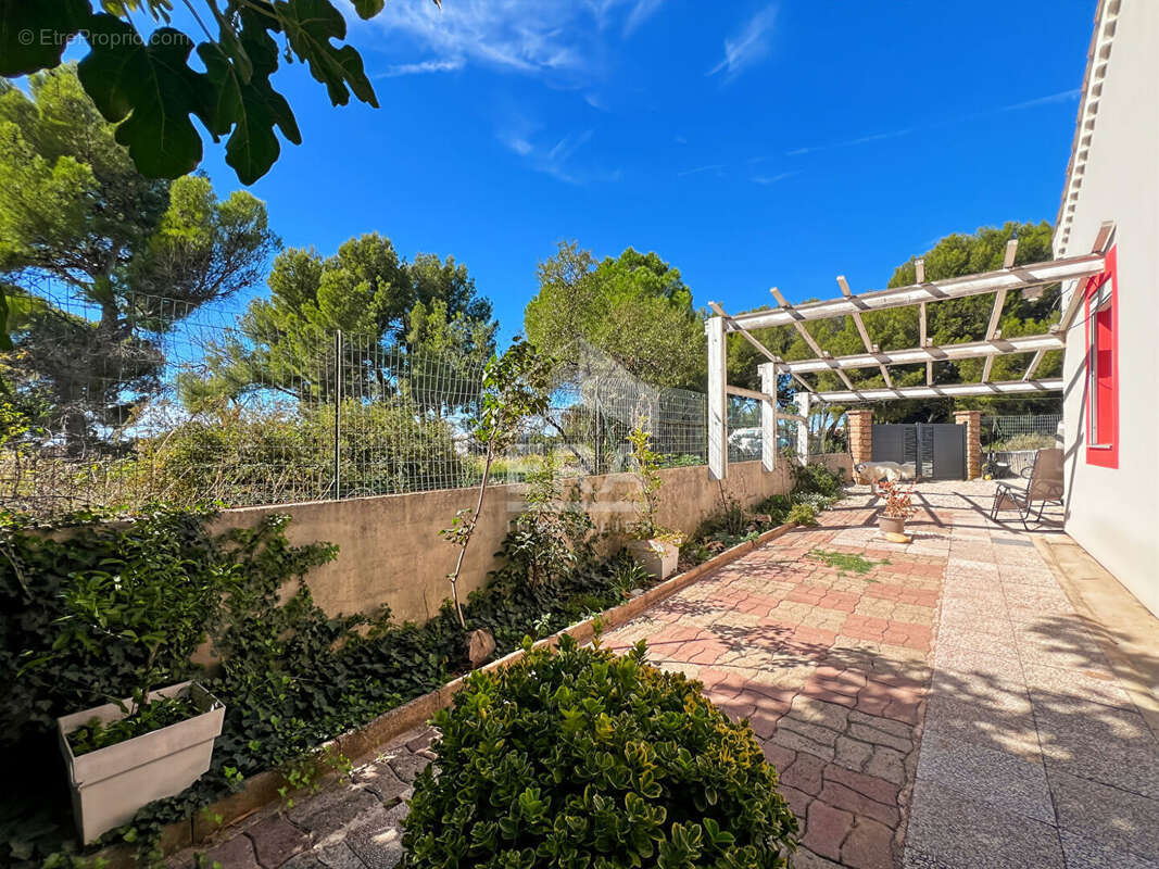 Maison 140m² à vitrolles - photo 5