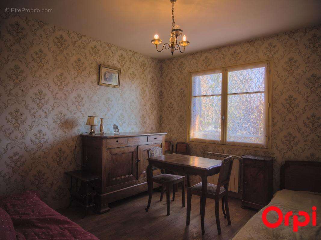 Maison à ISLE-ET-BARDAIS