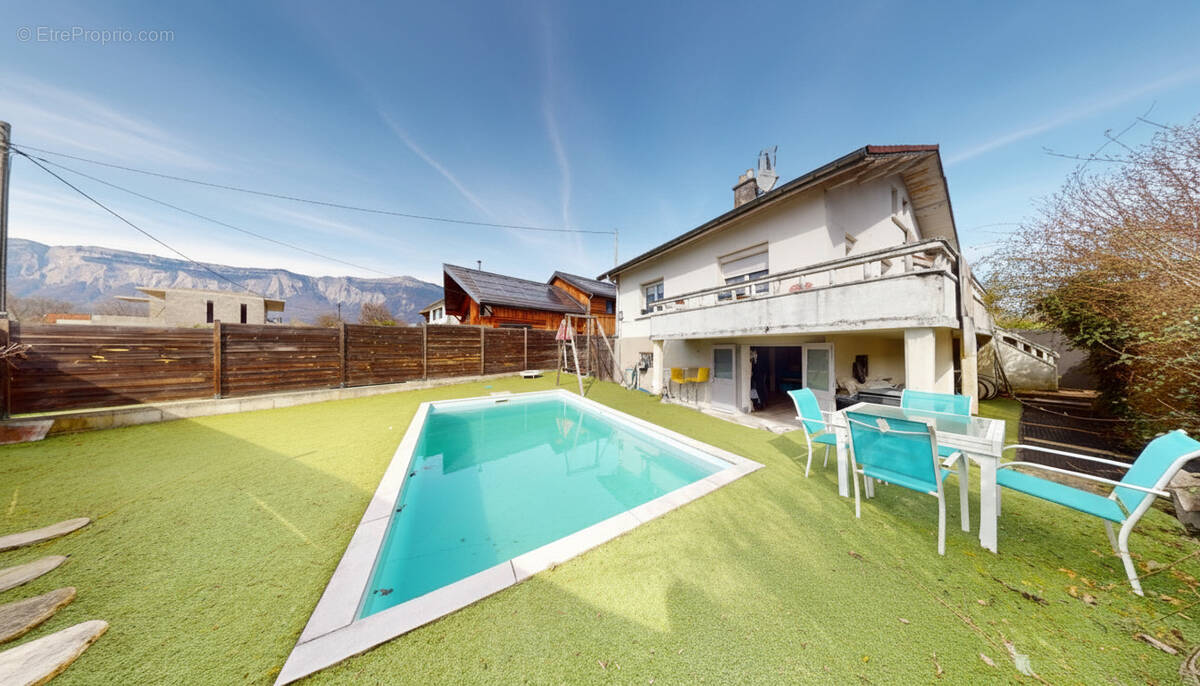 Maison à VILLARD-BONNOT