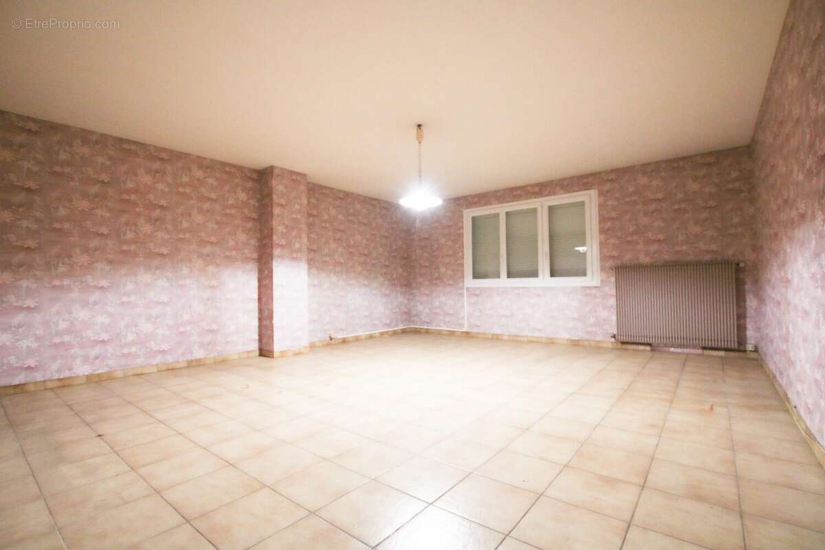 'Avant' Chambre 4 - Maison à SAINT-GERVAIS