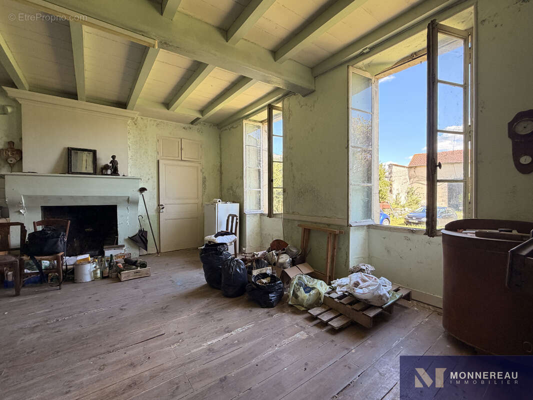 Maison de maitre a rehabiliter - photo 11
