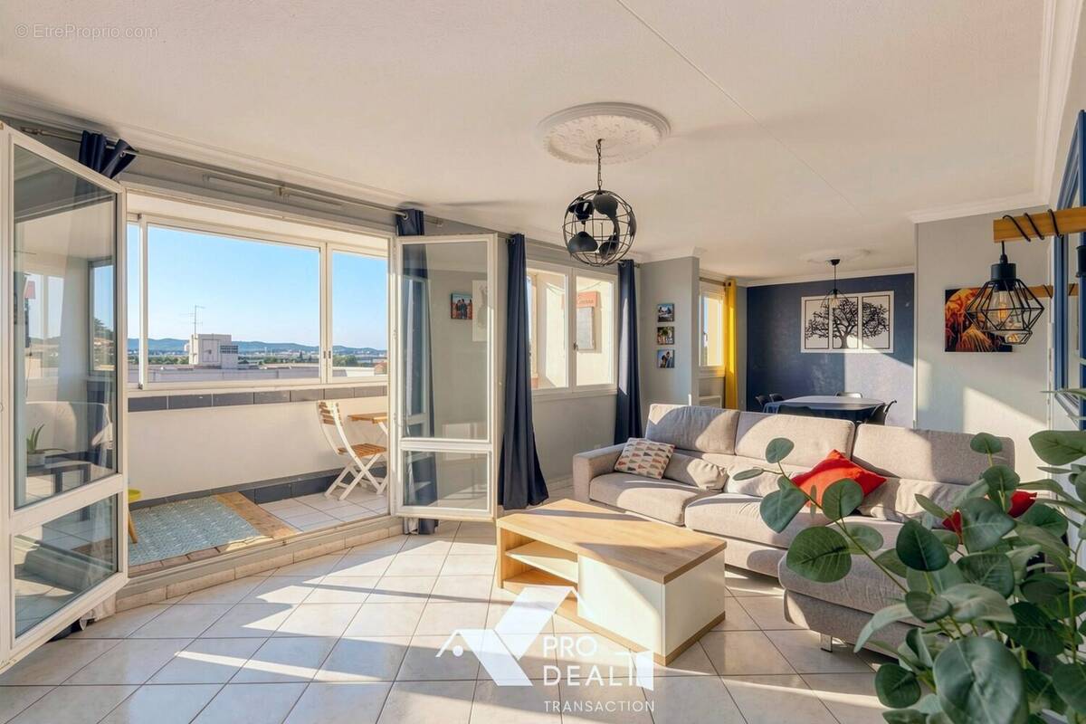 Appartement à SAINT-PRIEST