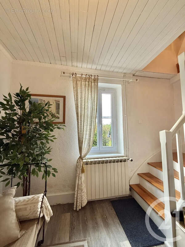 Maison à JALIGNY-SUR-BESBRE