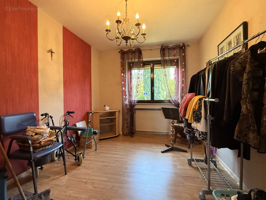 Maison à LESSY