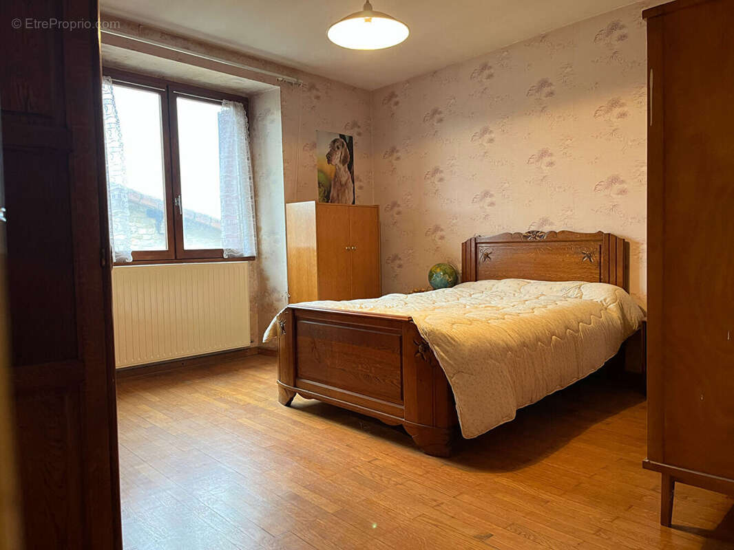 Maison à SAINT-AMOUR