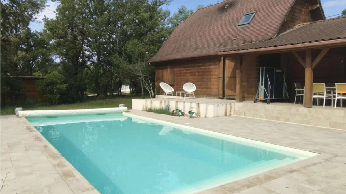 Maison à CARLUX