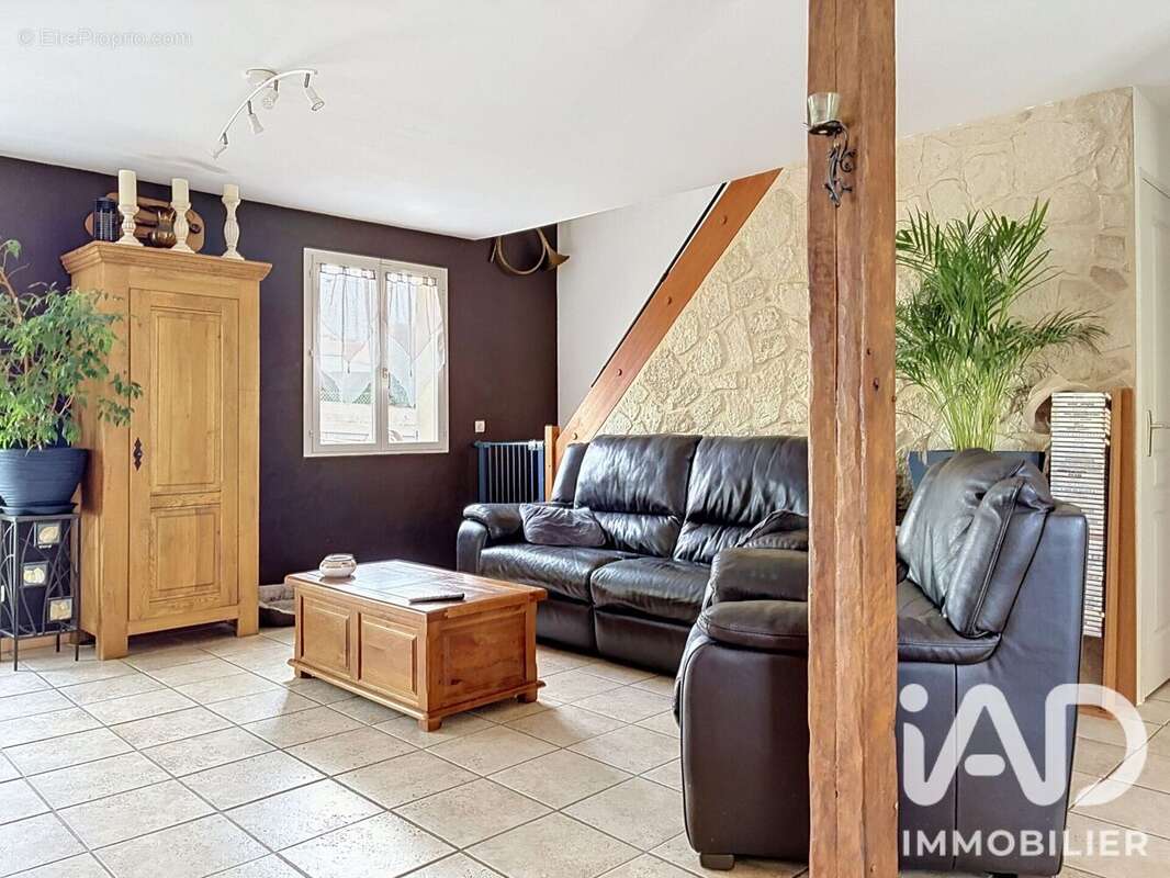Maison 128 m² à Fontenay-Sur-Loing  - photo 4