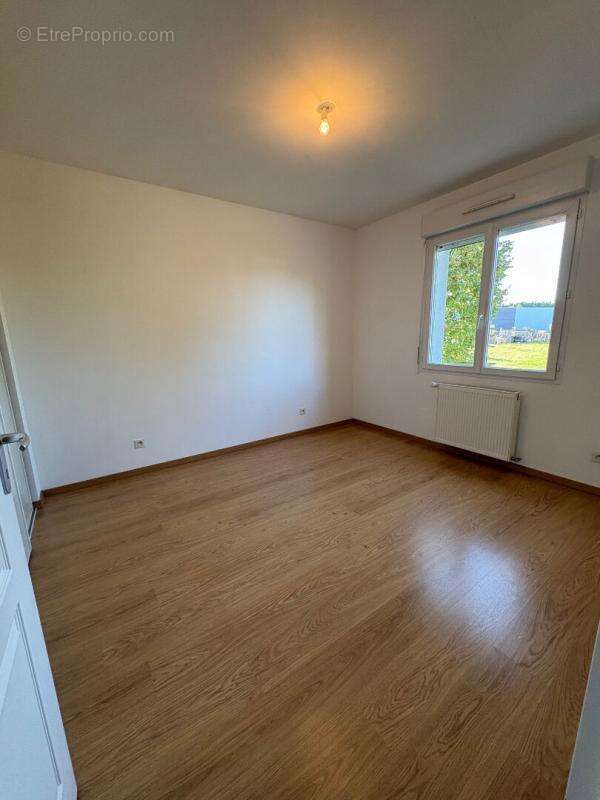 Maison à SAINT-SYLVAIN-D&#039;ANJOU