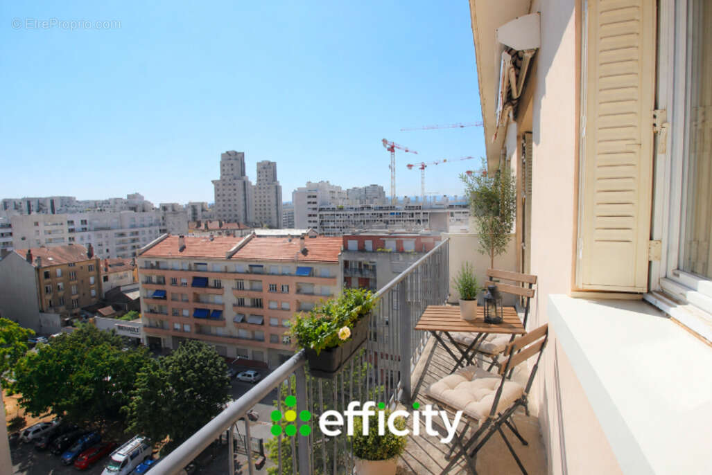 Appartement 64 m² à Villeurbanne  - photo 2