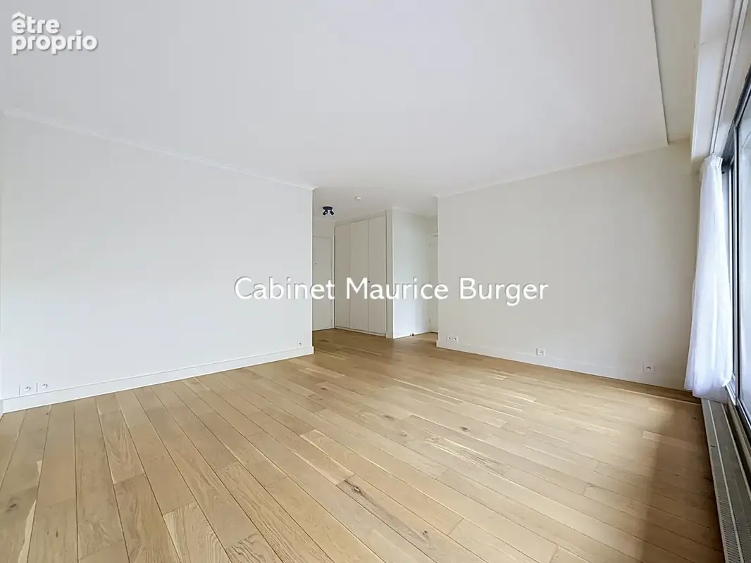 Appartement 2 pièces avec balcon   Entièrement rénové - photo 3