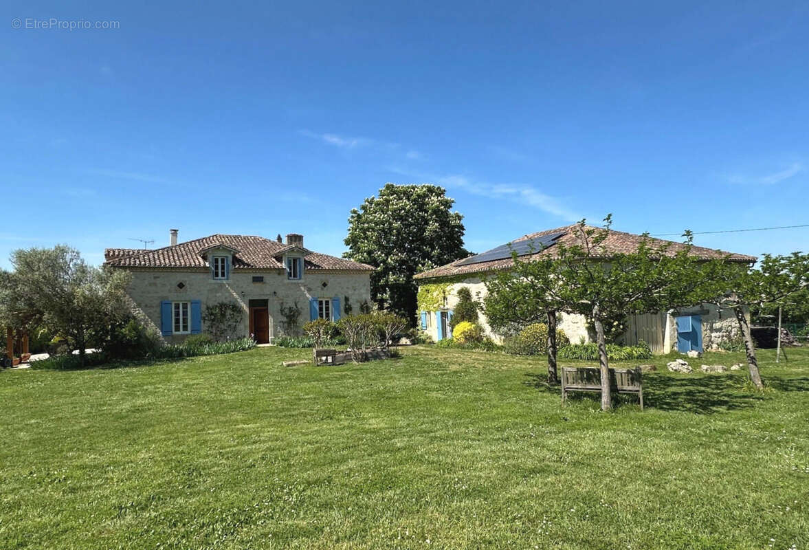 à vendre chartreuse côté Miradoux - Maison à LECTOURE