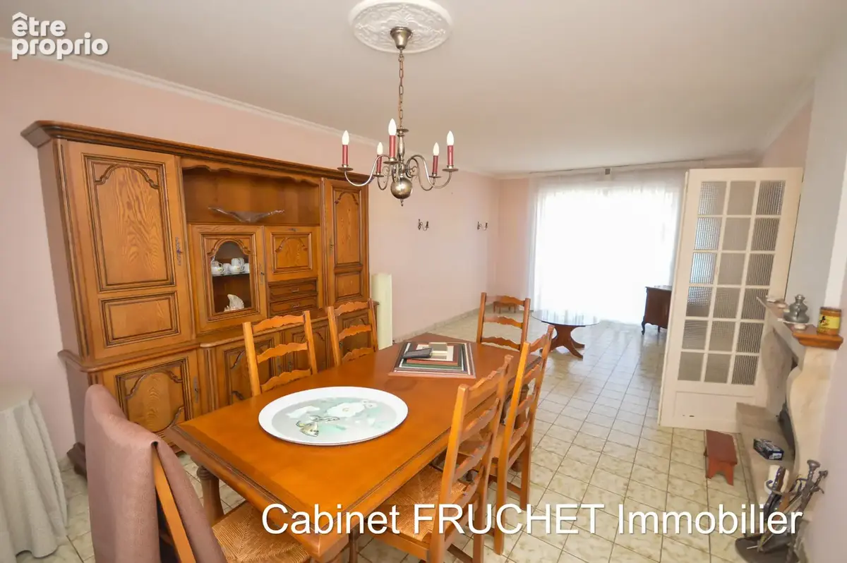 CHANTONNAY - Agréable maison - Quartier calme - photo 7