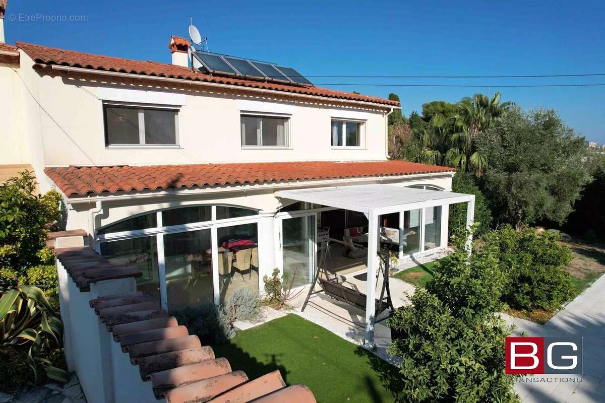 Maison à ANTIBES