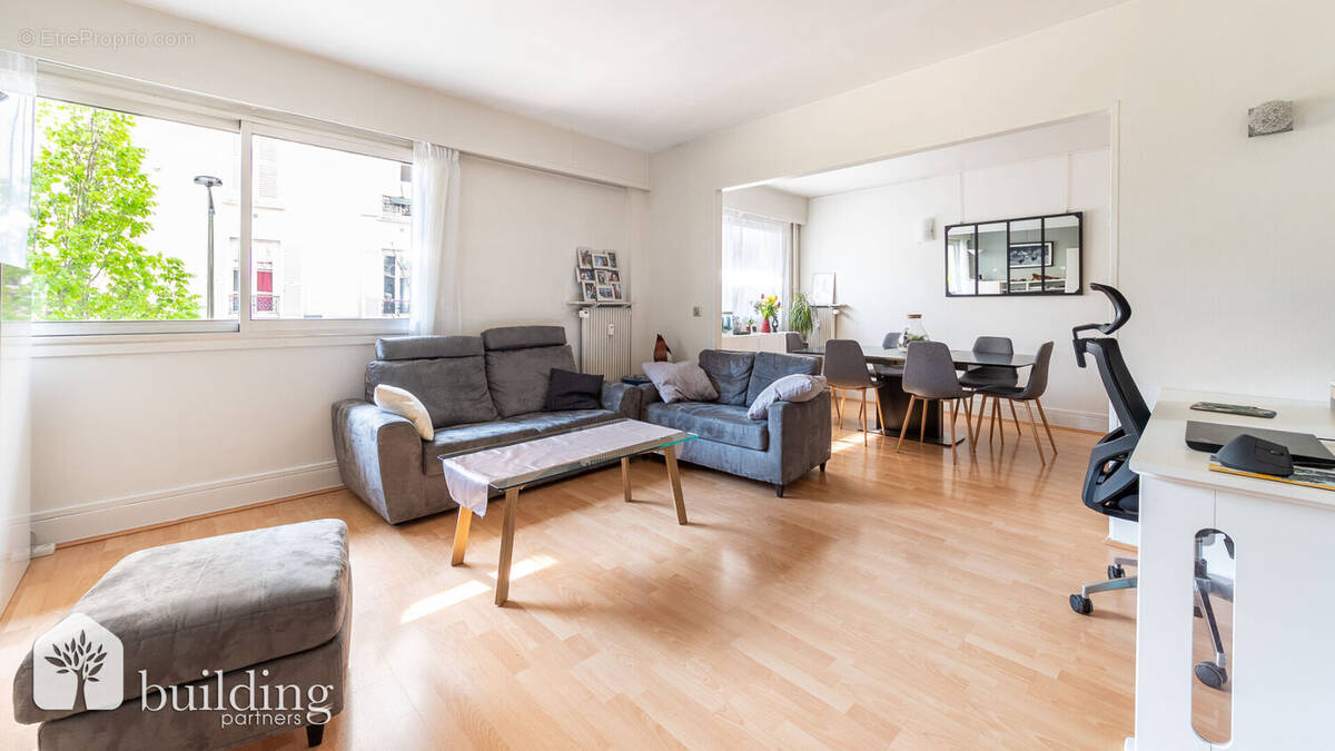 Appartement à LEVALLOIS-PERRET