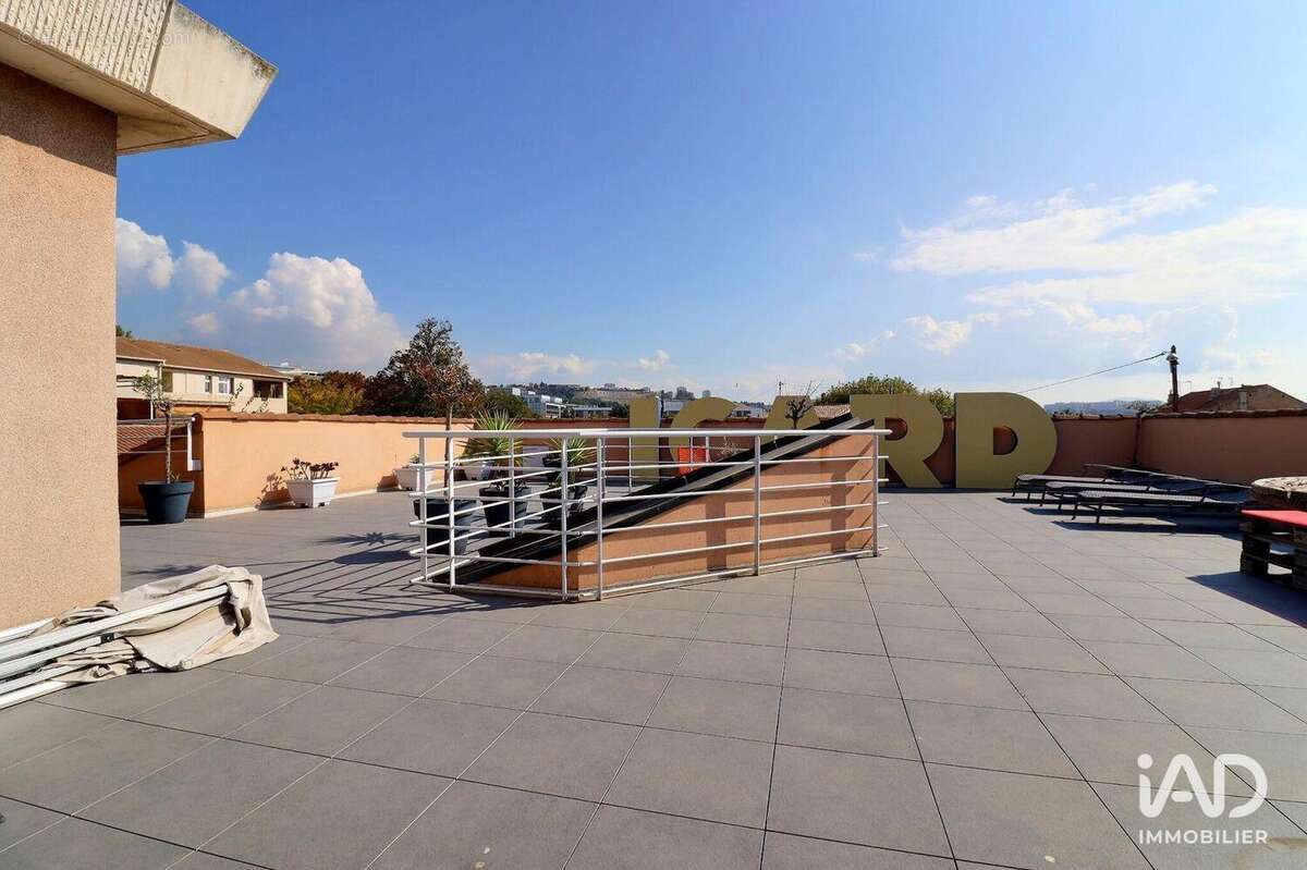 Photo 2 - Commerce à MARSEILLE-16E