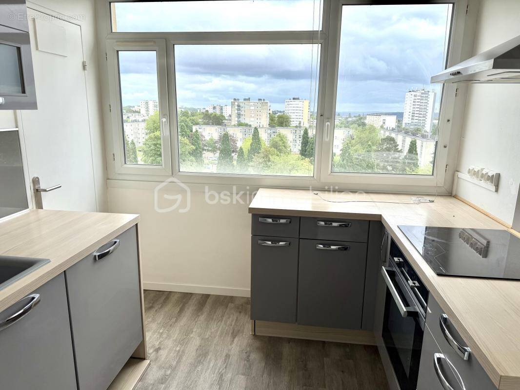 Appartement à MONT-SAINT-AIGNAN