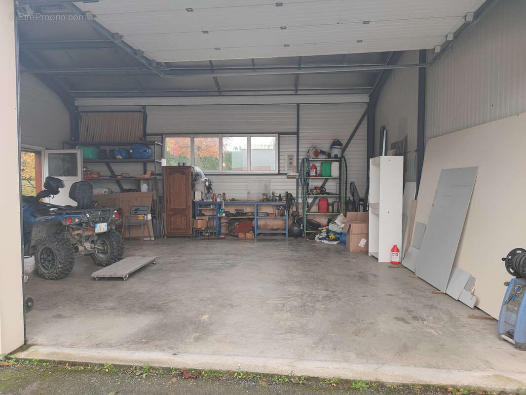 Maison à MESNARD-LA-BAROTIERE