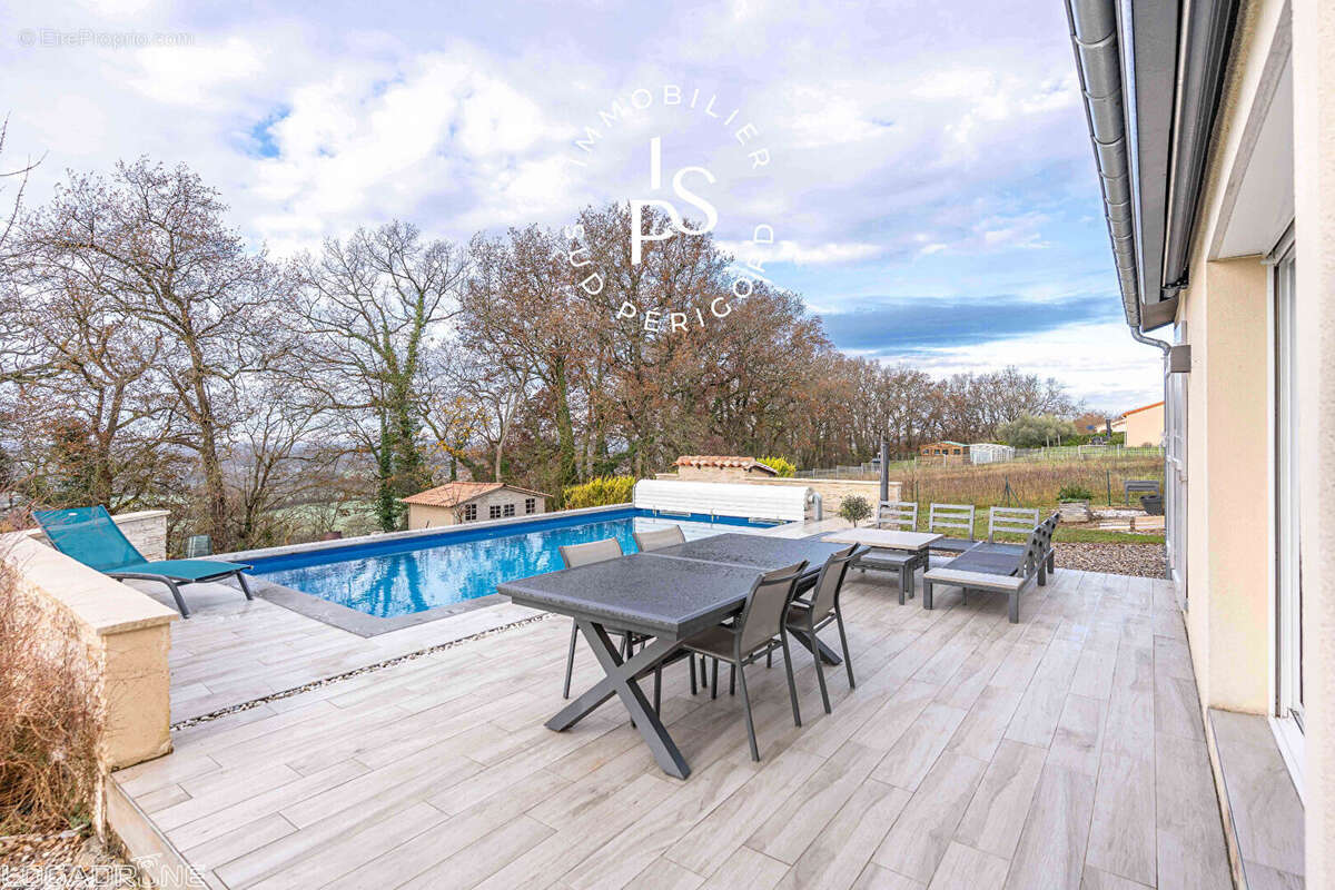 Maison à CASTILLONNES