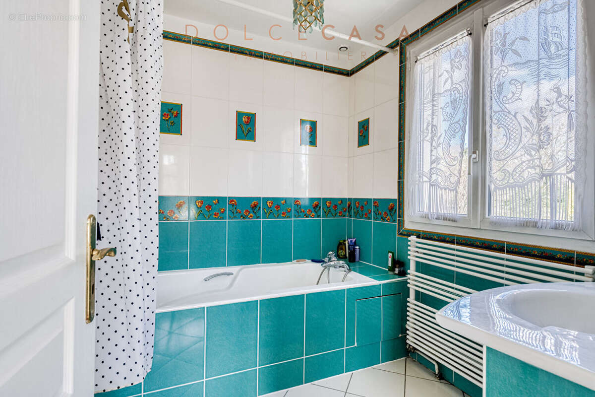 Maison à NOGENT-SUR-MARNE