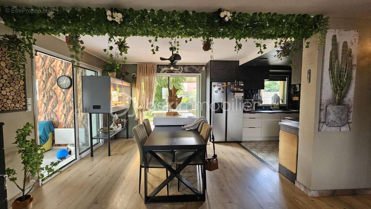 Maison à SAINT-SAUVEUR