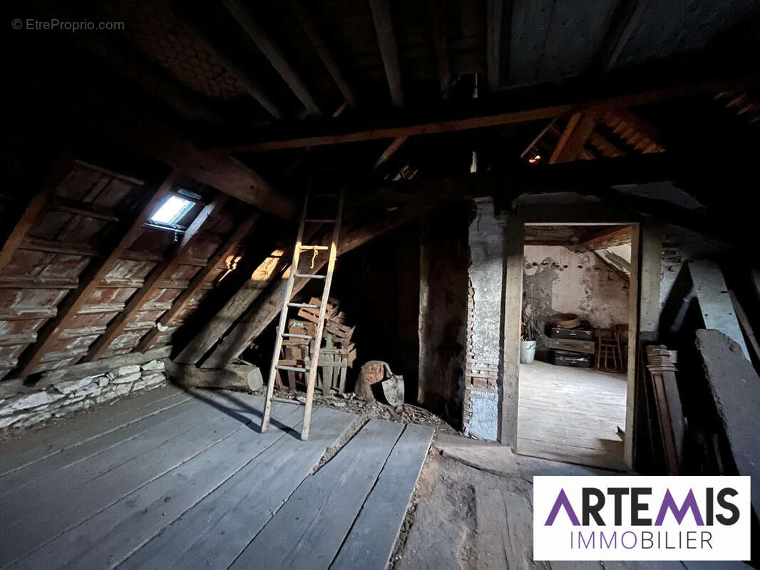 Appartement à ORNANS