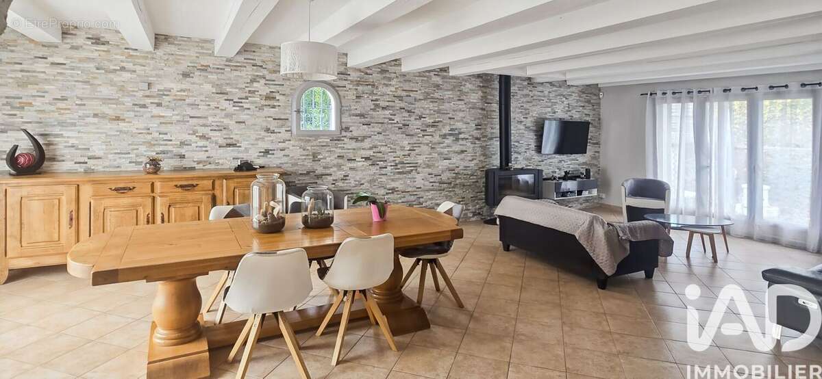 Photo 2 - Maison à VAIRES-SUR-MARNE