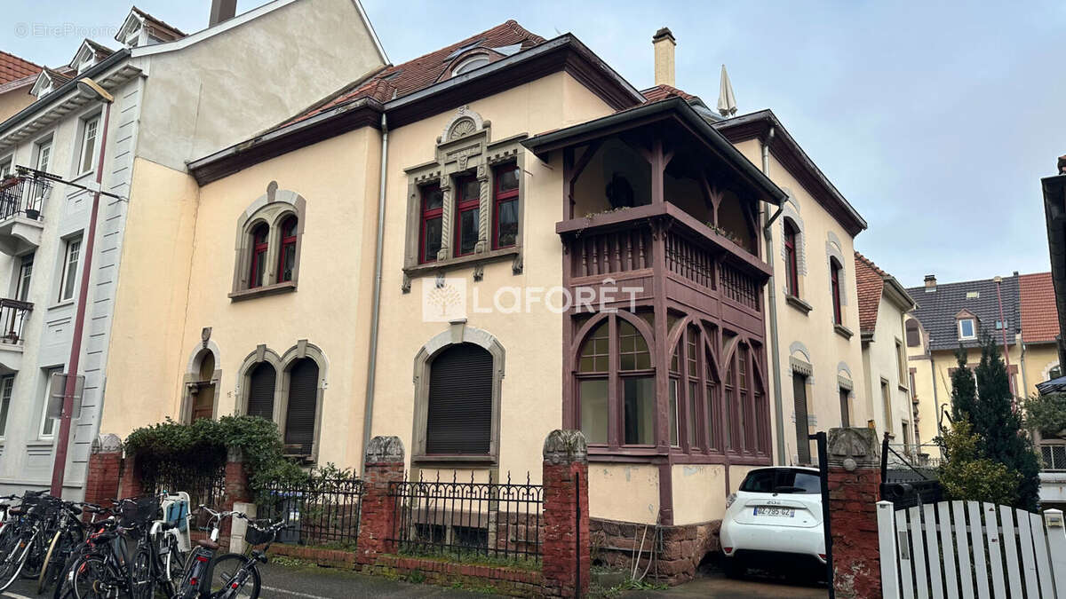 Appartement Schiltigheim 4 pièces 89.69 m²,  Quartier Malteries, maison Bourgeoise, Véranda, deux caves - photo 7