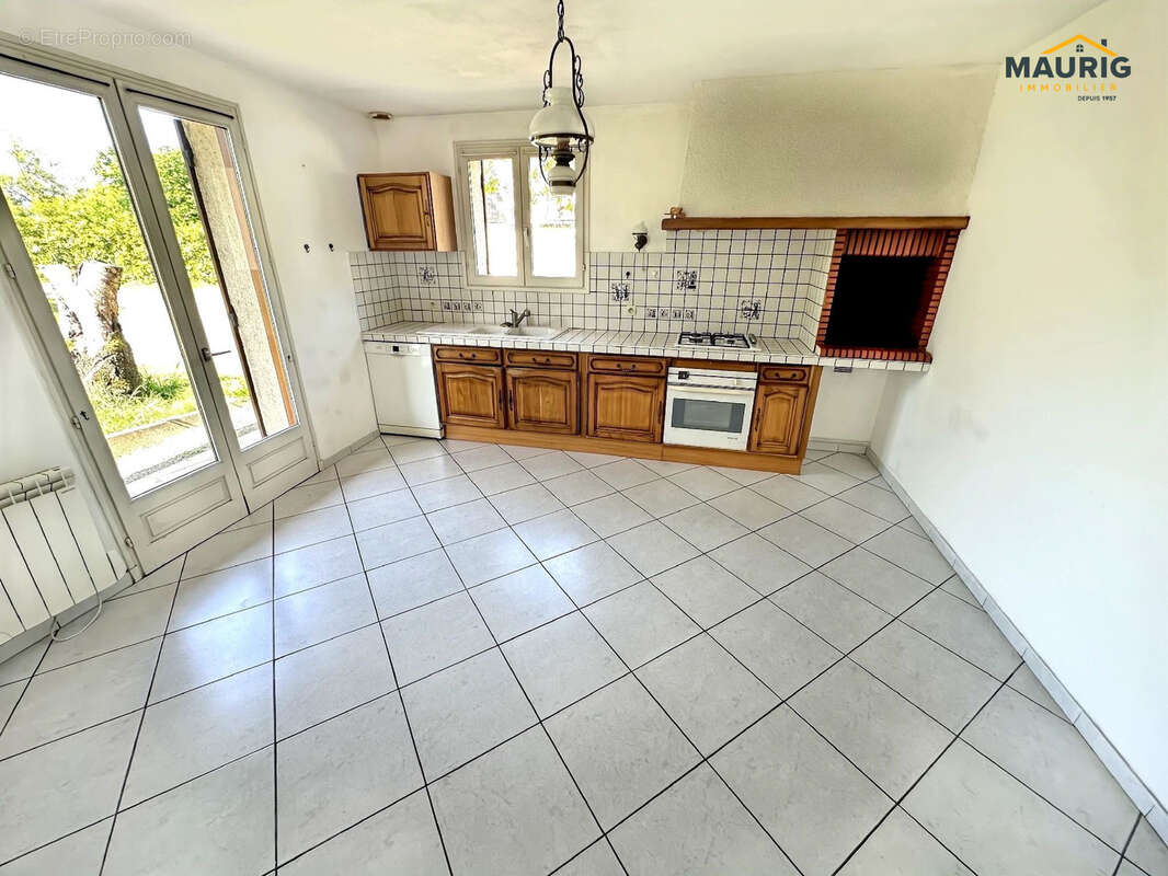 Maison 113m2 jardin et deux garages proche centre-ville de marmande 47200 - photo 4