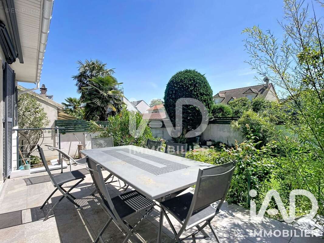 Photo 6 - Maison à SAINT-MAUR-DES-FOSSES