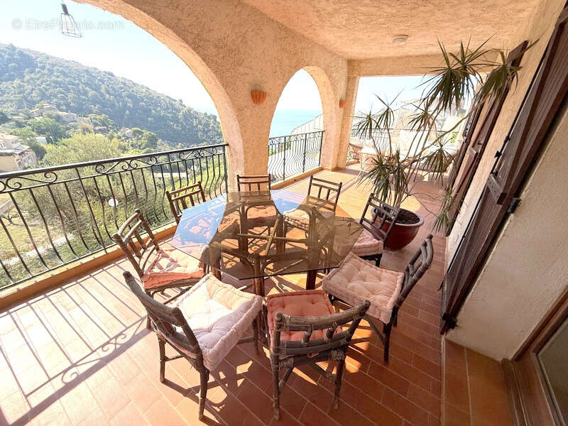 Spacieux 4 pièces avec terrasse et vue mer dans villa  à SAINT LAURENT D'EZE - photo 14