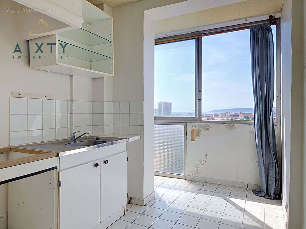 Appartement à MARSEILLE-14E