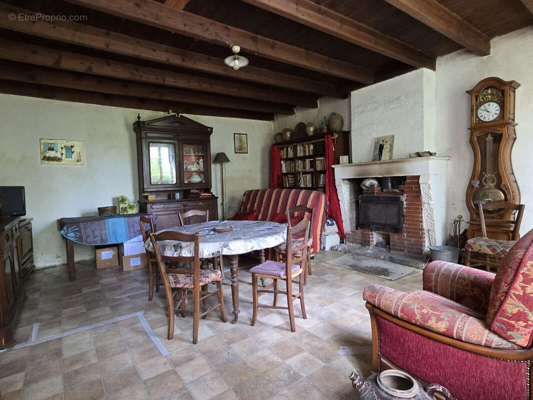 Maison à BREUIL-MAGNE