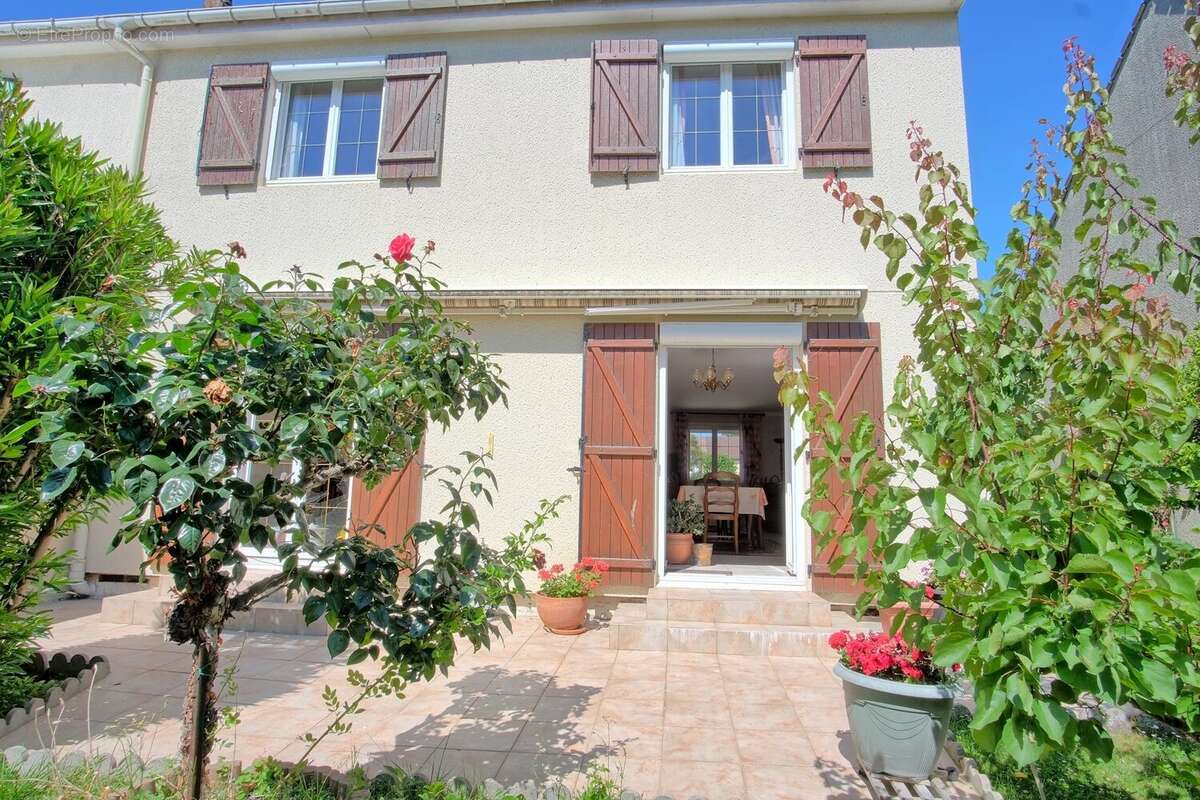 Maison 3/4 chambres + jardin - photo 2